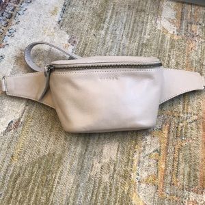 MANDRN Remy bag in cream
